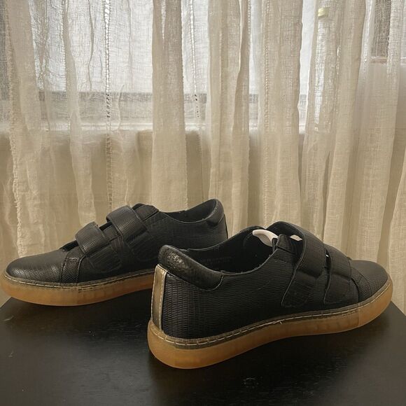 Kenneth Cole | Women | Shoes | Kam Black Double Strap Sneaker | US6 - Picture 1 of 7